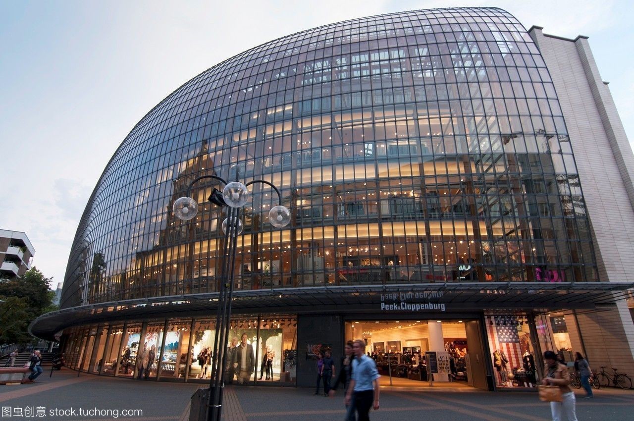 德國科隆百貨商店 從歷史長廊到現代購物天堂